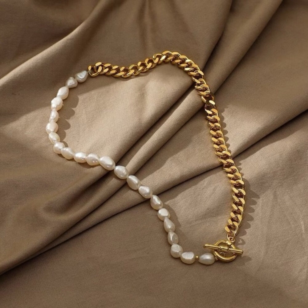 NEW 18K GOLD PLATED  Half chain half pearl necklace